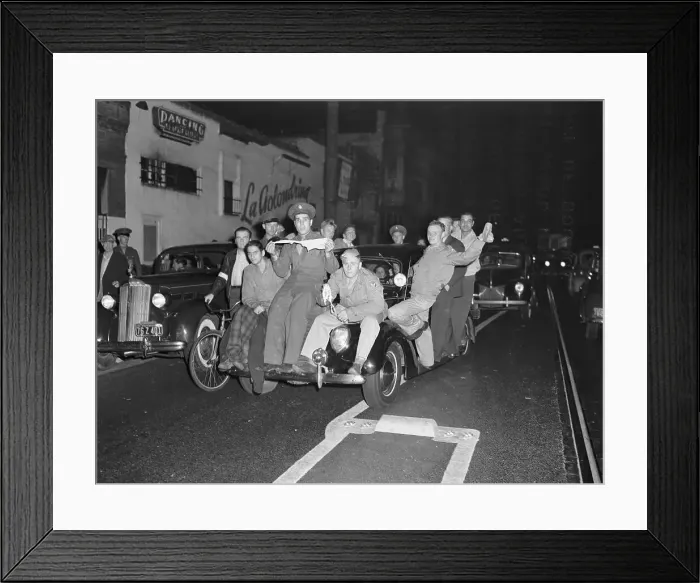 Framed Print : LA Police Searching for Zoot Suit Gangs Framed Print : LA Police Searching for Zoot Suit Gangs