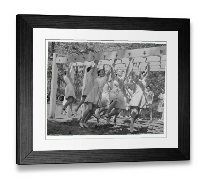 Framed Print : Military Women Training on Obstacle Course