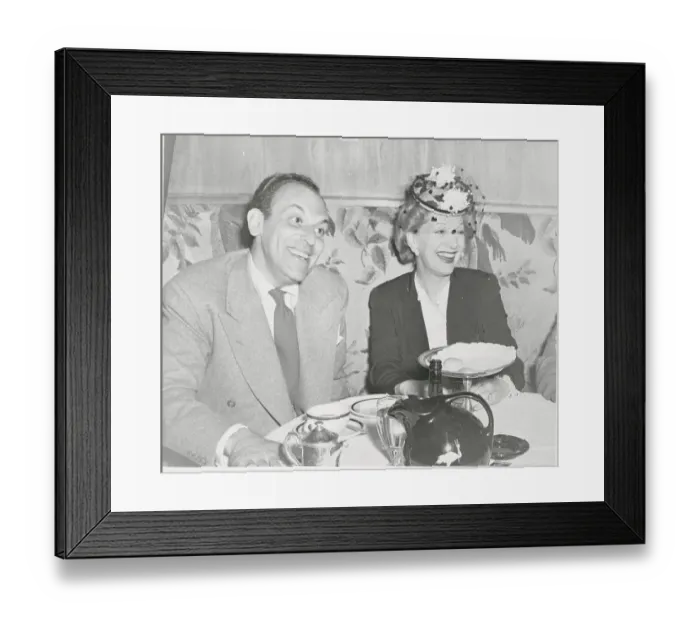 Framed Print : Moss Hart and Gertrude Lawrence Dining Together Framed Print : Moss Hart and Gertrude Lawrence Dining Together