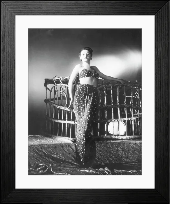 Framed Print : Eleanor Parker In Fashion Pose