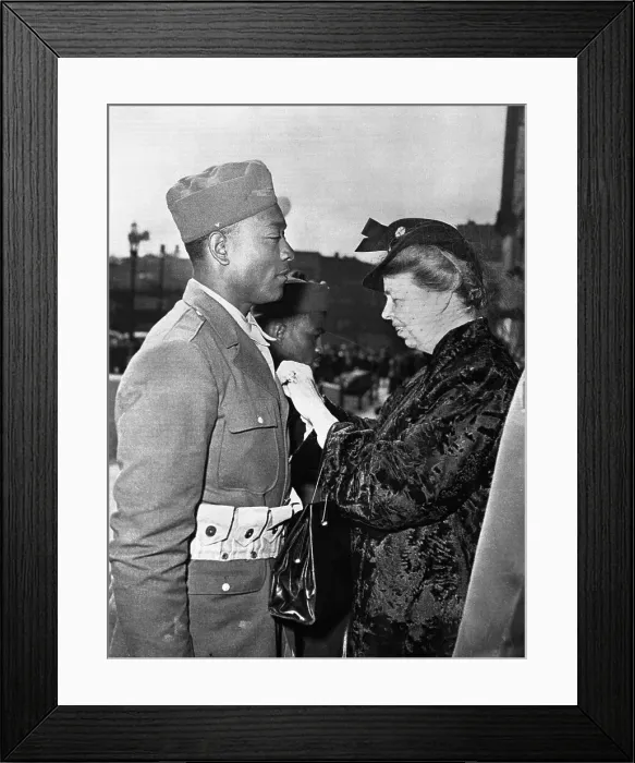 Framed Print : Eleanor Roosevelt Pinning Medal on Soldier Framed Print : Eleanor Roosevelt Pinning Medal on Soldier