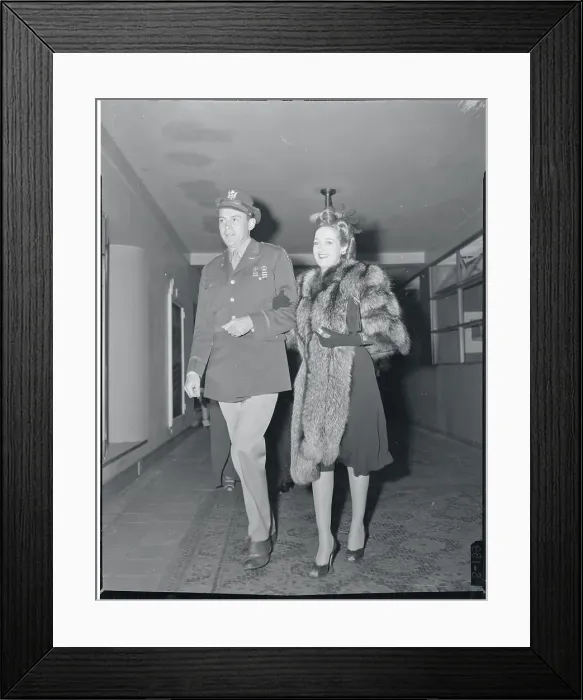 Framed Print : Dorothy Lamour with William Howard Framed Print : Dorothy Lamour with William Howard