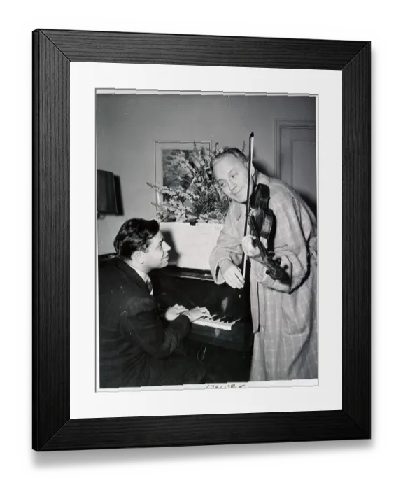 Framed Print : Oscar Levant And Jack Benny Framed Print : Oscar Levant And Jack Benny