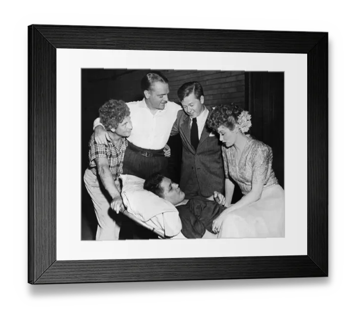 Framed Print : Actors Greeting Bond Trader Framed Print : Actors Greeting Bond Trader