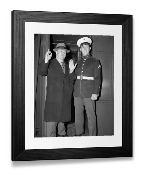 Framed Print : Sinkwich Arrives for Heisman Award Framed Print : Sinkwich Arrives for Heisman Award