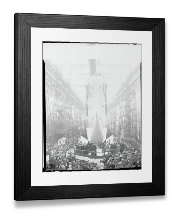 Framed Print : Viewing of New Battleship USS New Jersey Framed Print : Viewing of New Battleship USS New Jersey