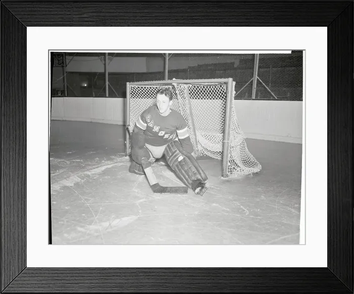 Framed Print : Portrait of Steve Buzinski Framed Print : Portrait of Steve Buzinski