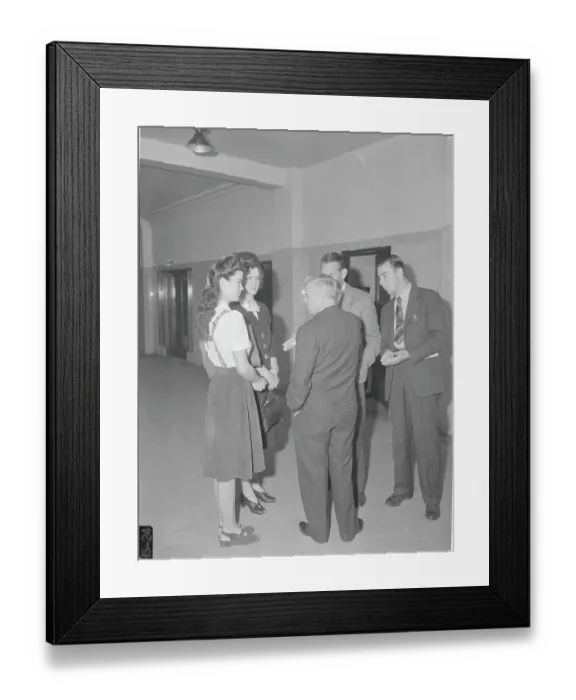 Framed Print : Peggy Satterlee Talking with Team Framed Print : Peggy Satterlee Talking with Team