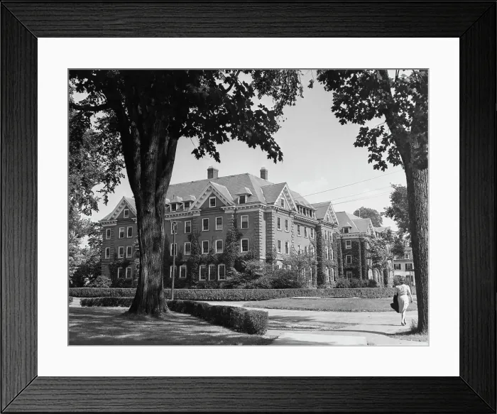 Framed Print : World War Two United States Naval Reserve WAVES 1942 Framed Print : World War Two United States Naval Reserve WAVES 1942