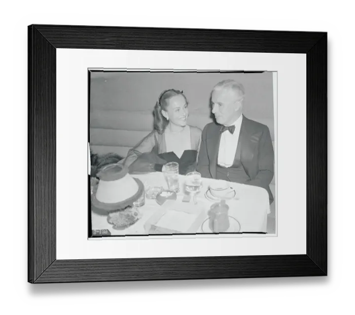 Framed Print : Charlie Chaplin with Paulette Goddard