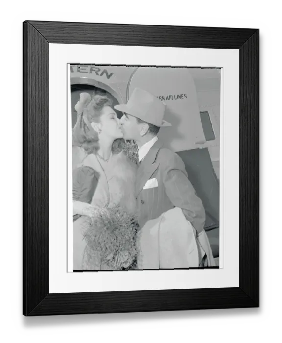 Framed Print : Busby Berkeley Weds Claire James Framed Print : Busby Berkeley Weds Claire James