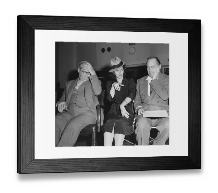 Framed Print : John, Lionel And Diana Barrymore Seated Framed Print : John, Lionel And Diana Barrymore Seated