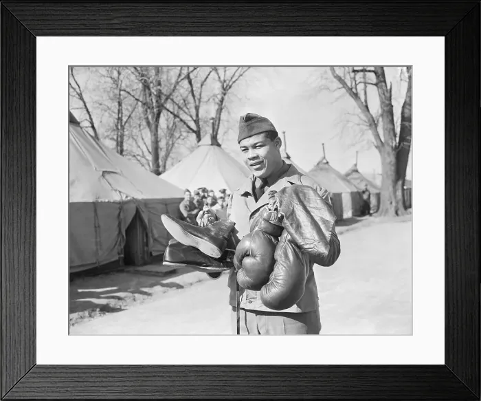 Framed Print : Joe Louis Arriving for Military Training Framed Print : Joe Louis Arriving for Military Training