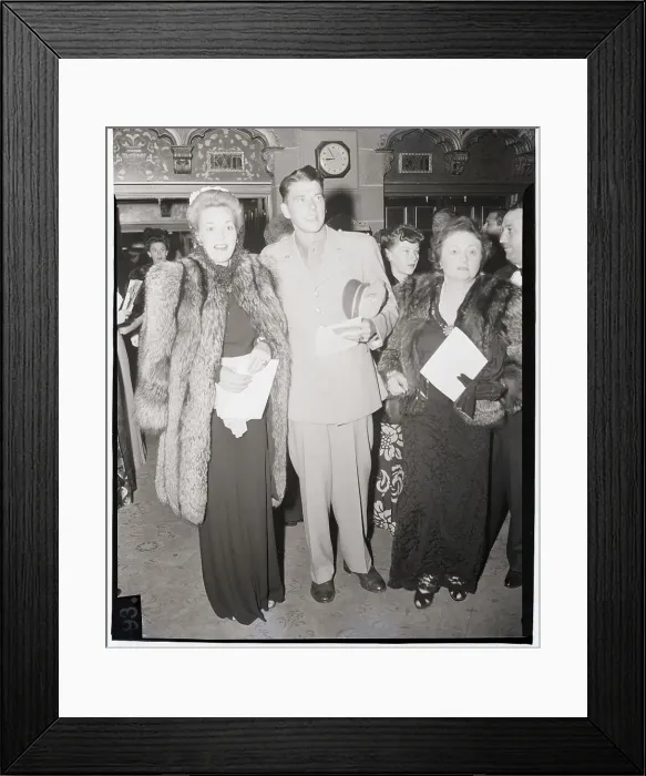 Framed Print : Ronald Reagan and Jane Wyman Framed Print : Ronald Reagan and Jane Wyman