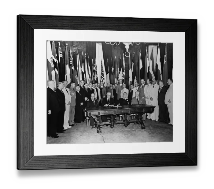 Framed Print : US President Franklin D. Roosevelt with Allied Nations Representatives Framed Print : US President Franklin D. Roosevelt with Allied Nations Representatives