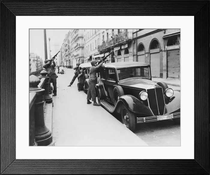 Framed Print : US Troops Tackle Snipers After Taking Algiers 1942