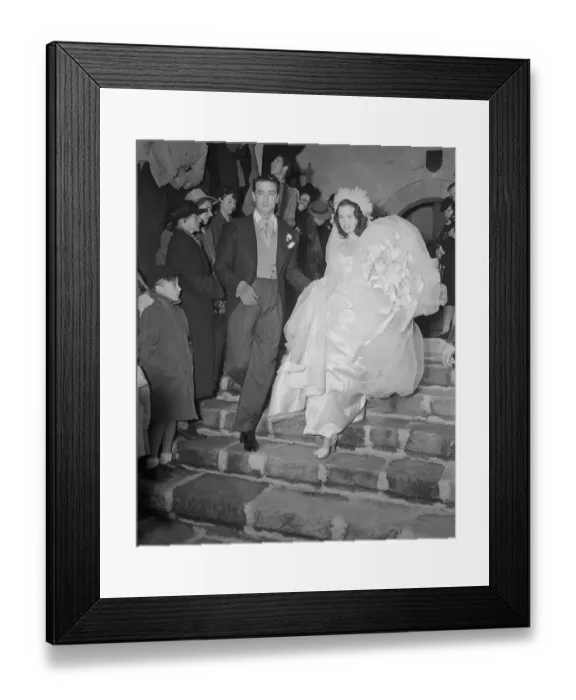 Framed Print : Pasquale DiCicco and Gloria Vanderbilt at Their Wedding Framed Print : Pasquale DiCicco and Gloria Vanderbilt at Their Wedding