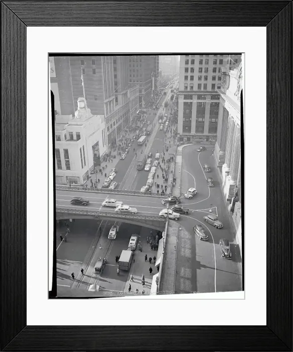Framed Print : View of Traffic During Air Raid Alarm in New York Framed Print : View of Traffic During Air Raid Alarm in New York