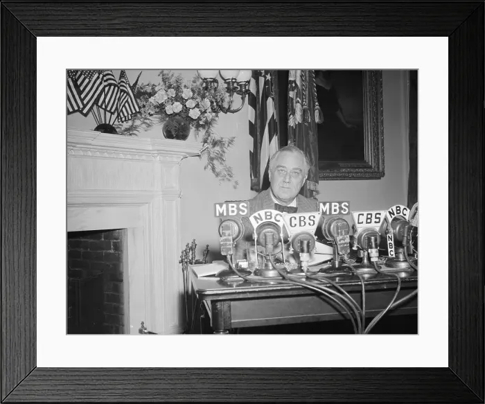 Framed Print : President Franklin D. Roosevelt Speaking at Network Microphones Framed Print : President Franklin D. Roosevelt Speaking at Network Microphones