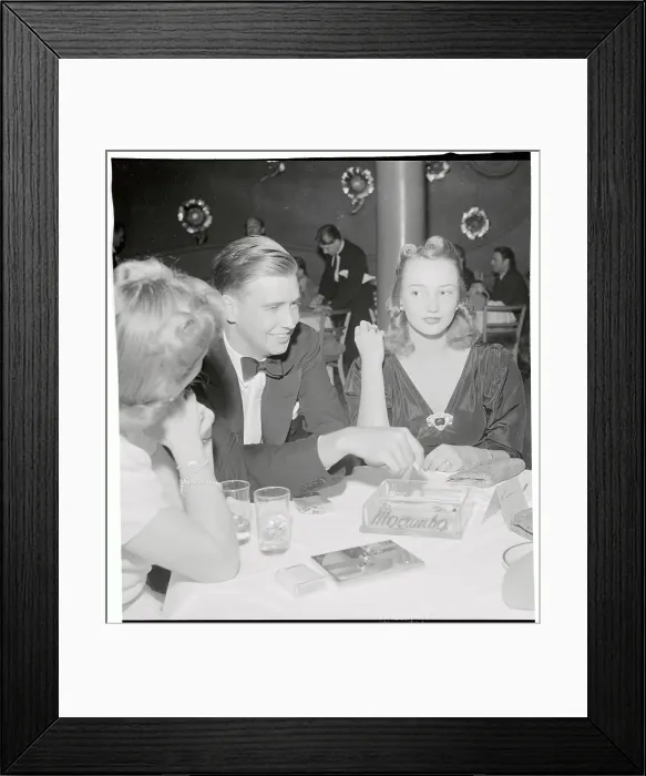 Framed Print : John Roosevelt and Anne Clark at Dinner Framed Print : John Roosevelt and Anne Clark at Dinner