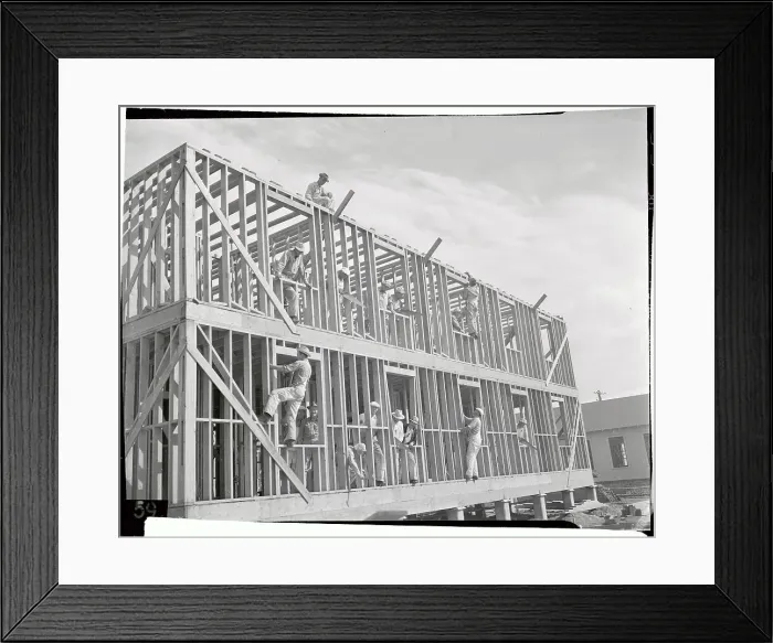 Framed Print : Striking Carpenters Return to Work