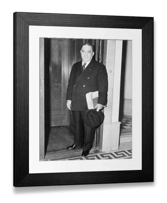 Framed Print : Mayor Fiorello Laguardia Enters Elevator Framed Print : Mayor Fiorello Laguardia Enters Elevator