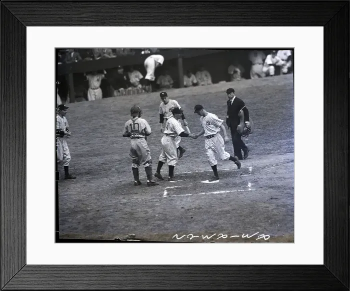 Framed Print : Joe (Flash) Gordan Yankee, Crosses Plate Framed Print : Joe (Flash) Gordan Yankee, Crosses Plate