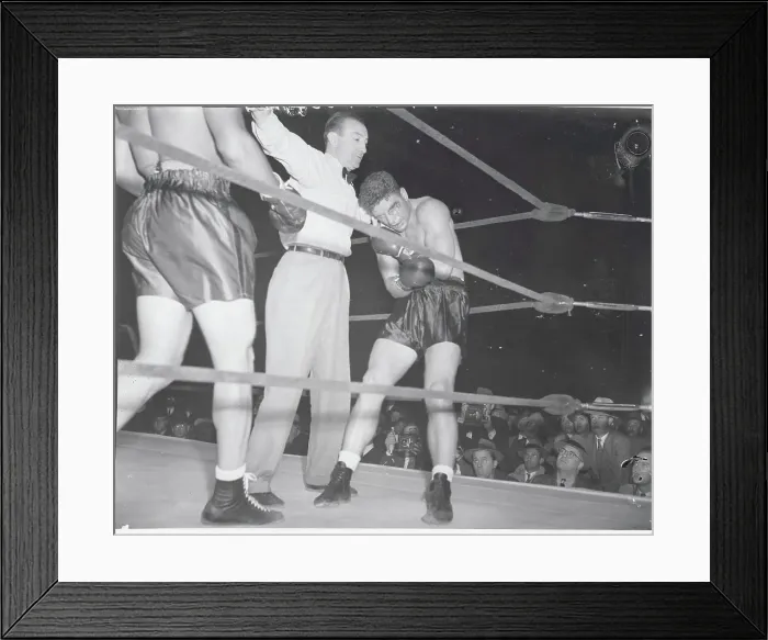 Framed Print : Referee Stopping Fight Framed Print : Referee Stopping Fight