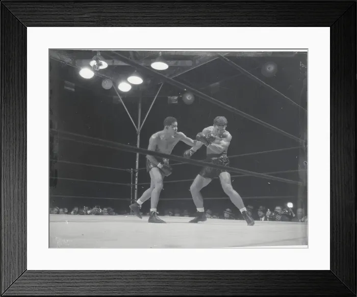 Framed Print : Joe Louis Punching Lou Nova Framed Print : Joe Louis Punching Lou Nova