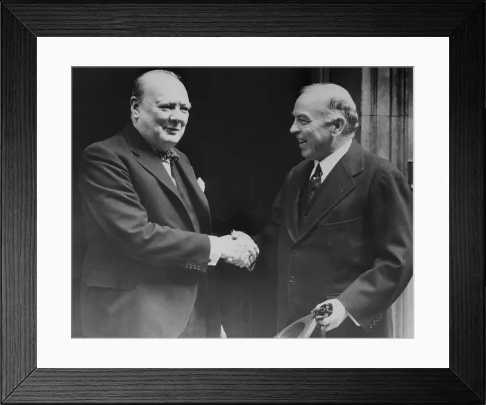 Framed Print : Winston Churchill Shaking Hands with W.L. Mackenzie King Framed Print : Winston Churchill Shaking Hands with W.L. Mackenzie King