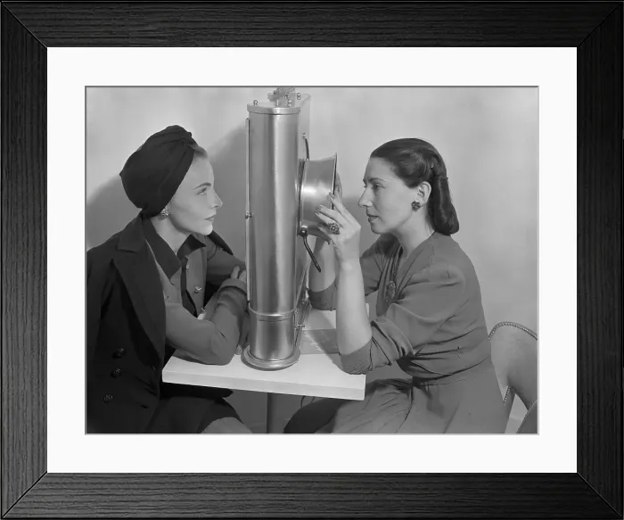Framed Print : Rubinstein Spa Treatment Framed Print : Rubinstein Spa Treatment