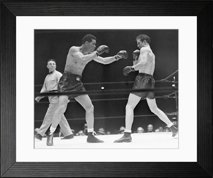 Framed Print : Billy Conn Dodging Joe Louis Punch Framed Print : Billy Conn Dodging Joe Louis Punch