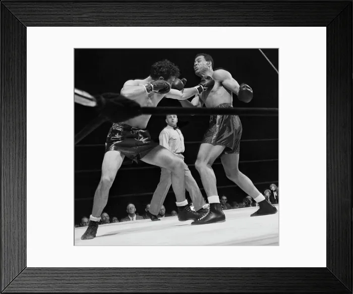 Framed Print : Joe Louis And Billy Conn In Boxing Match Framed Print : Joe Louis And Billy Conn In Boxing Match