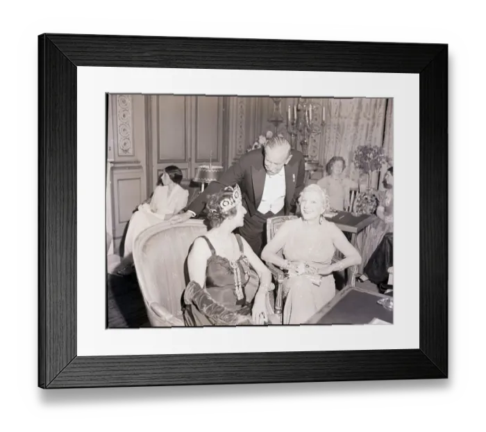 Framed Print : Socialites at Benefit at Vanderbilt's