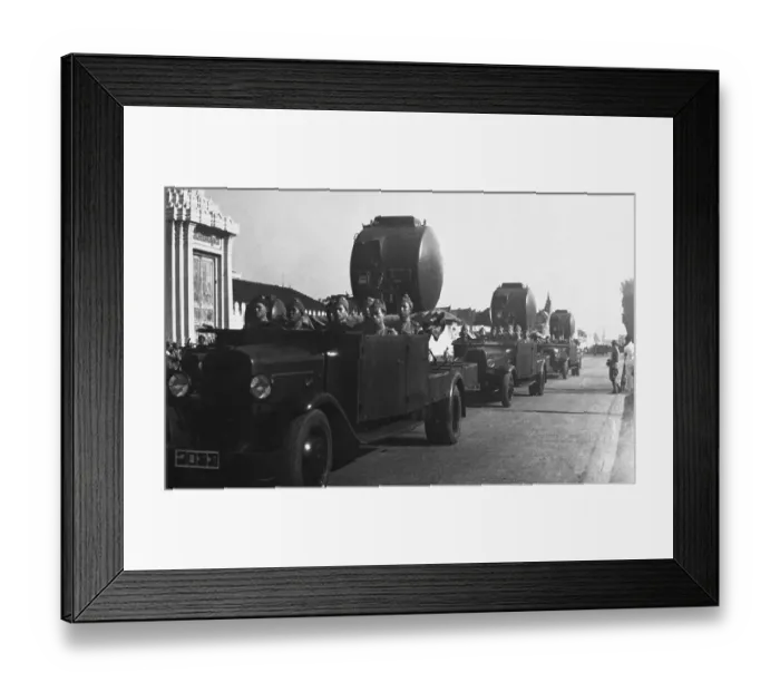 Framed Print : Victory Parade in Bangkok Framed Print : Victory Parade in Bangkok