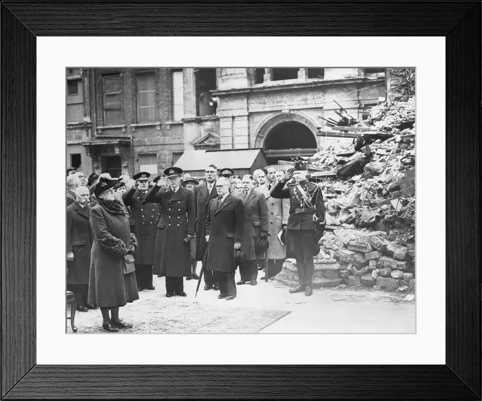 Framed Print : Soldiers Saluting Queen Wilhelmina Framed Print : Soldiers Saluting Queen Wilhelmina