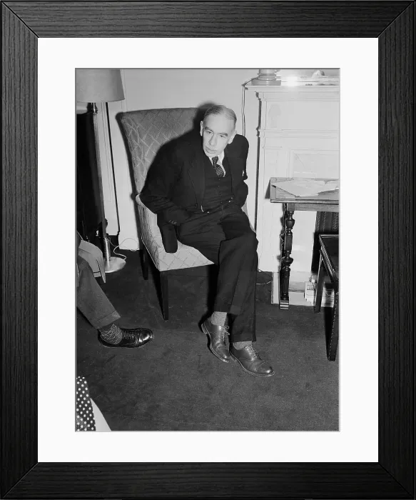 Framed Print : John Maynard Keynes Sitting Framed Print : John Maynard Keynes Sitting