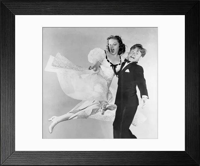 Framed Print : Judy Garland Framed Print : Judy Garland