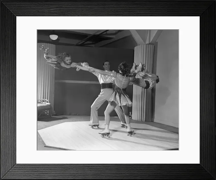 Framed Print : The Roller Skating Carters Framed Print : The Roller Skating Carters