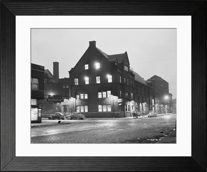 Framed Print : Chicago's Hull House Framed Print : Chicago's Hull House