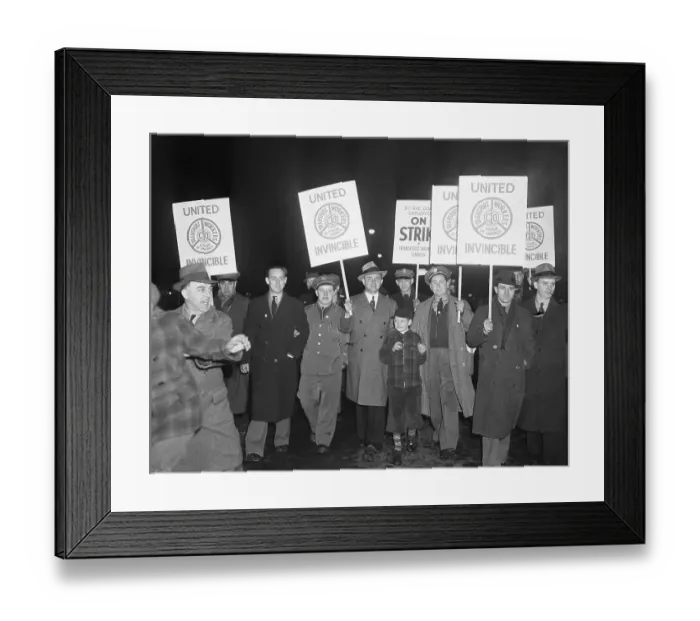 Framed Print : Transport Workers President Joins Picket Framed Print : Transport Workers President Joins Picket