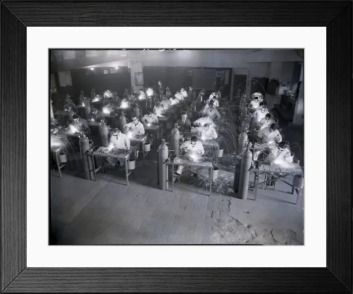 Framed Print : Mechanical Students In Mass Welding Sess Framed Print : Mechanical Students In Mass Welding Sess
