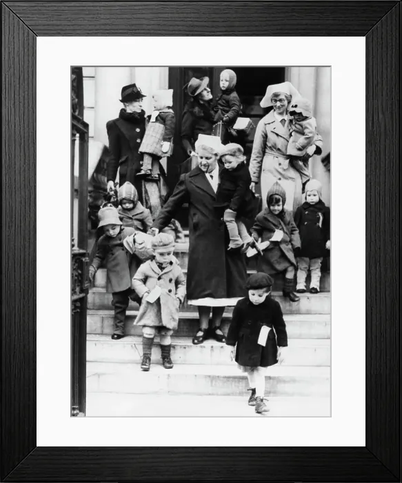 Framed Print : Evacuation of Children Framed Print : Evacuation of Children