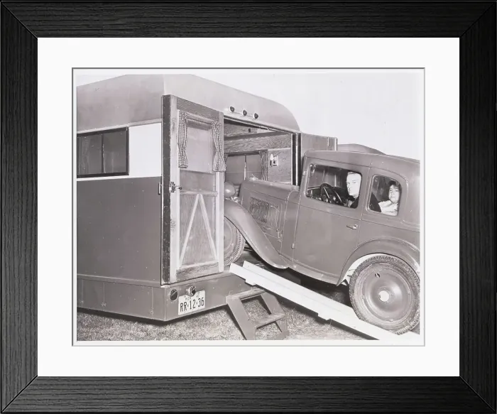 Framed Print : Couple with Their House-on-Wheels