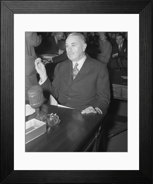 Framed Print : Robert R. McCormick at Front of Hearing Framed Print : Robert R. McCormick at Front of Hearing