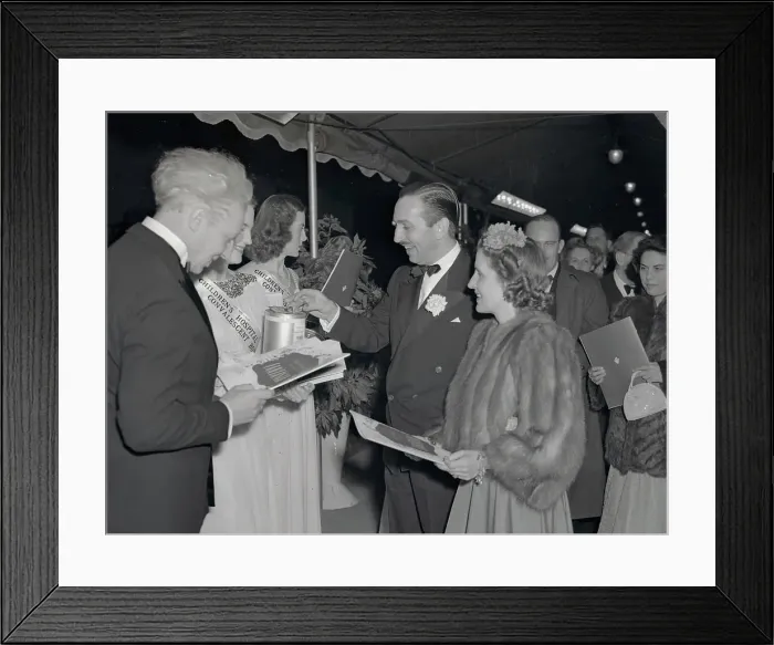 Framed Print : Walt Disney and Wife Arriving at Movie Premiere Framed Print : Walt Disney and Wife Arriving at Movie Premiere