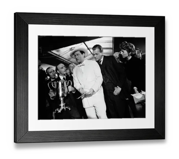 Framed Print : Orson Wells as Charles Kane in Citzen Kane Framed Print : Orson Wells as Charles Kane in Citzen Kane