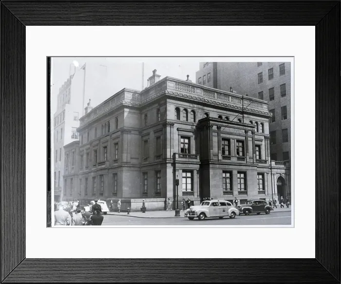 Framed Print : Exterior View of Vanderbilt Mansion Framed Print : Exterior View of Vanderbilt Mansion