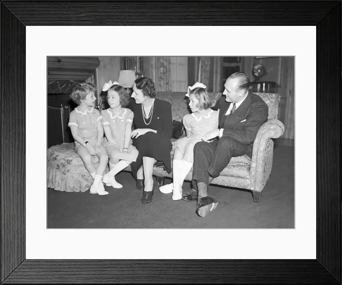 Framed Print : Norwegian Royal Family on Sofa Together Framed Print : Norwegian Royal Family on Sofa Together