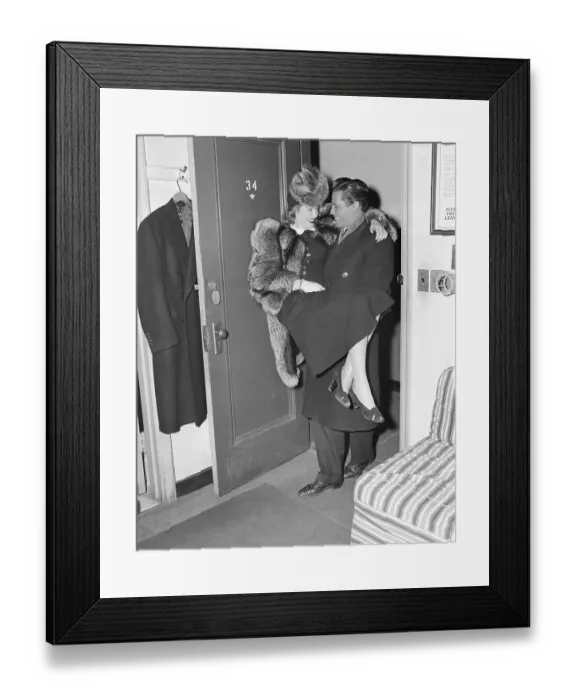 Framed Print : Dezi Arnaz Carries Lucille Ball Across Threshold Framed Print : Dezi Arnaz Carries Lucille Ball Across Threshold